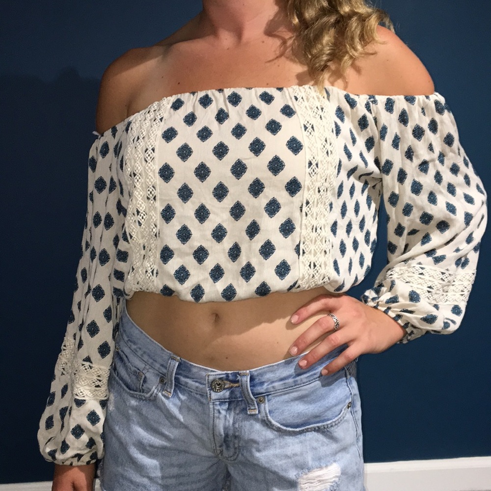 Vintage Havana Off The Shoulder Crop Top